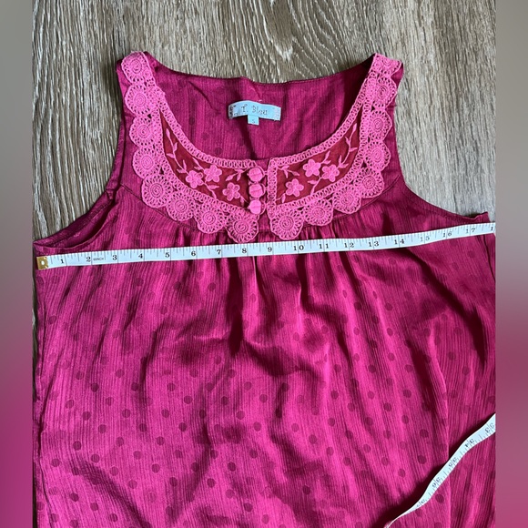 T Bleu sleeveless blouse size small - Picture 5 of 5
